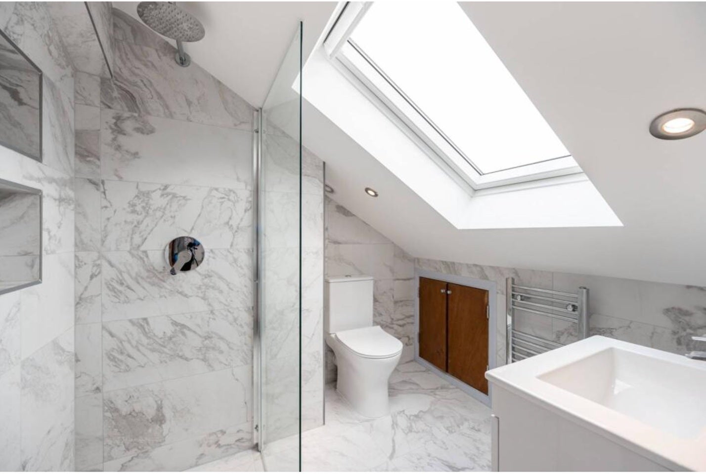 Room Croydon Road in Greater London
