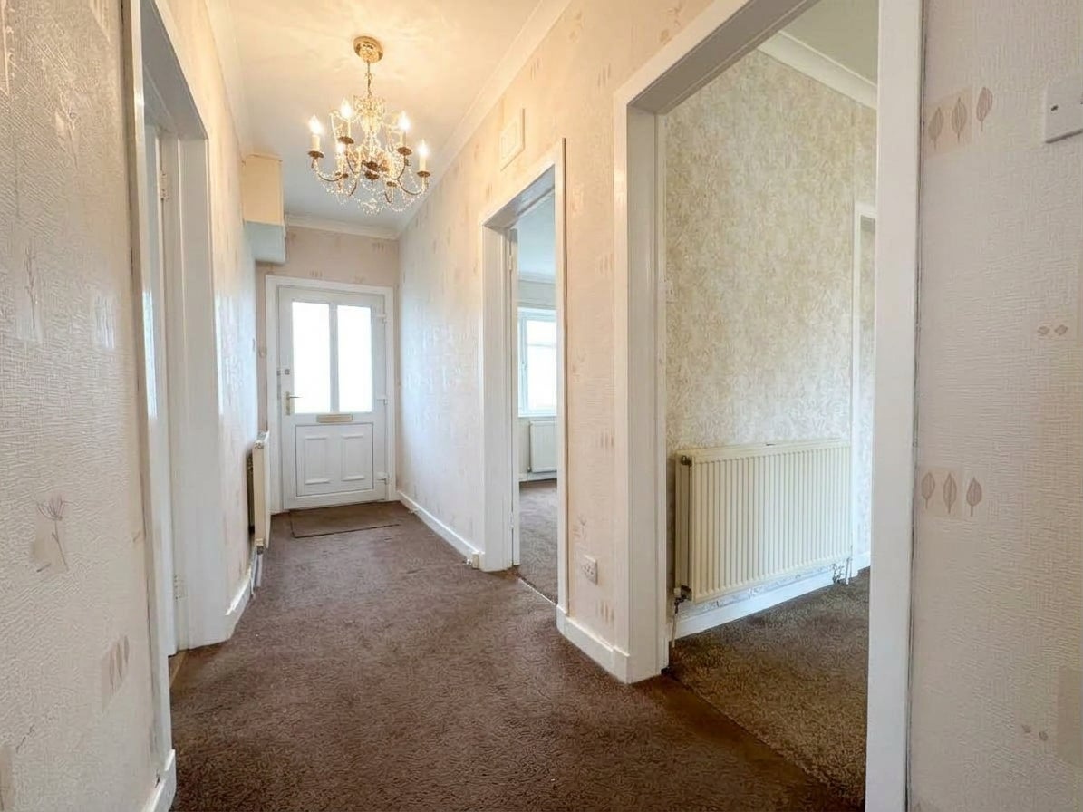 Flat Westwood Road in Glasgow