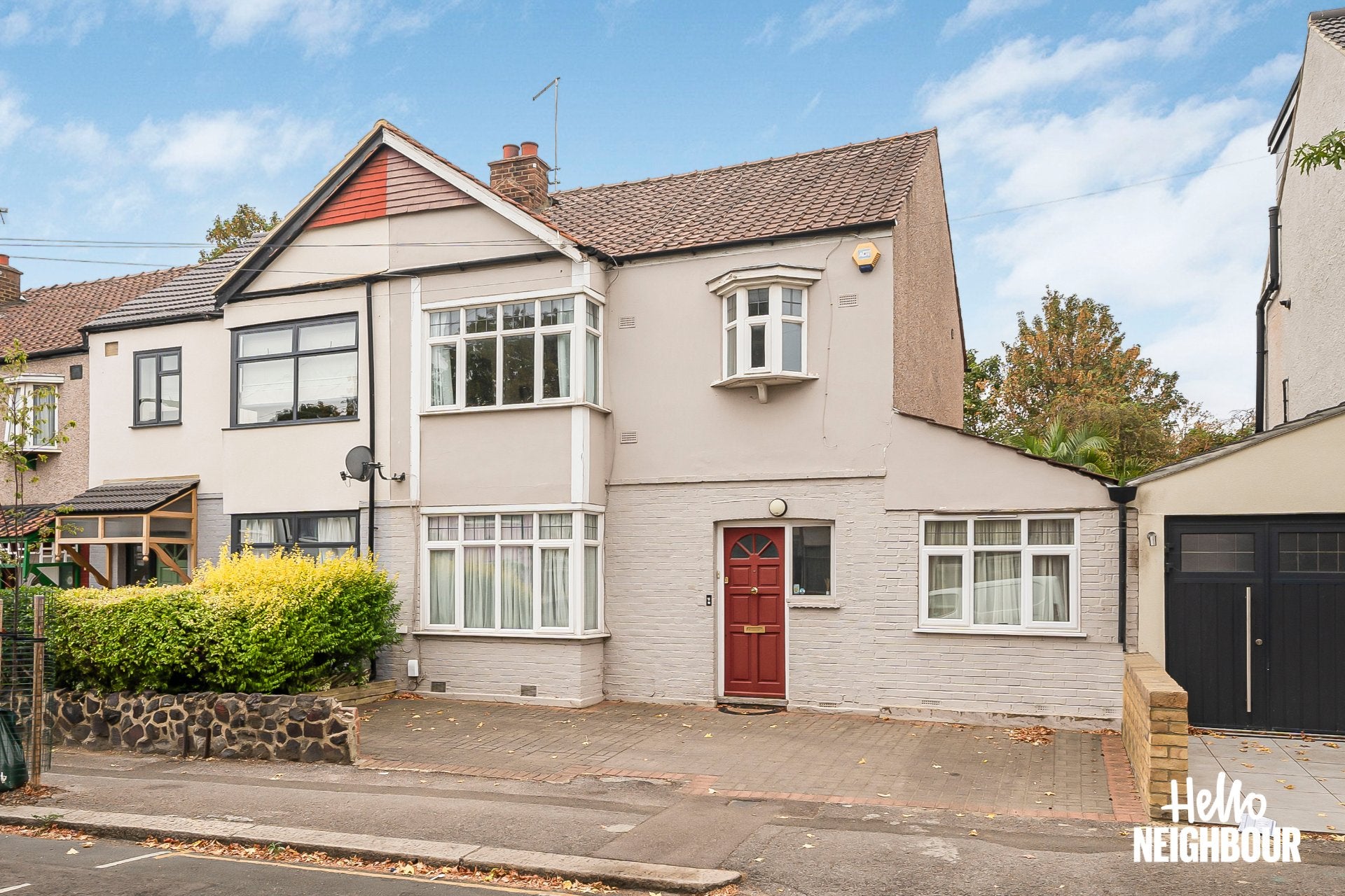 House Cavendish Drive in Greater London