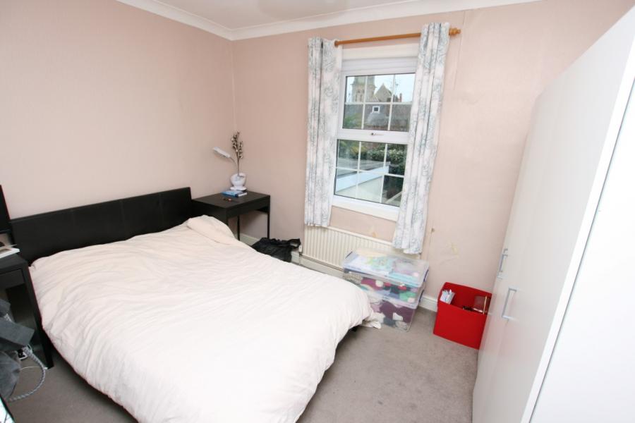 Flat St John's Hill in Reading