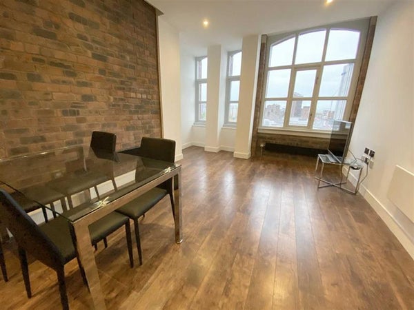 Flat Murray Street in Manchester