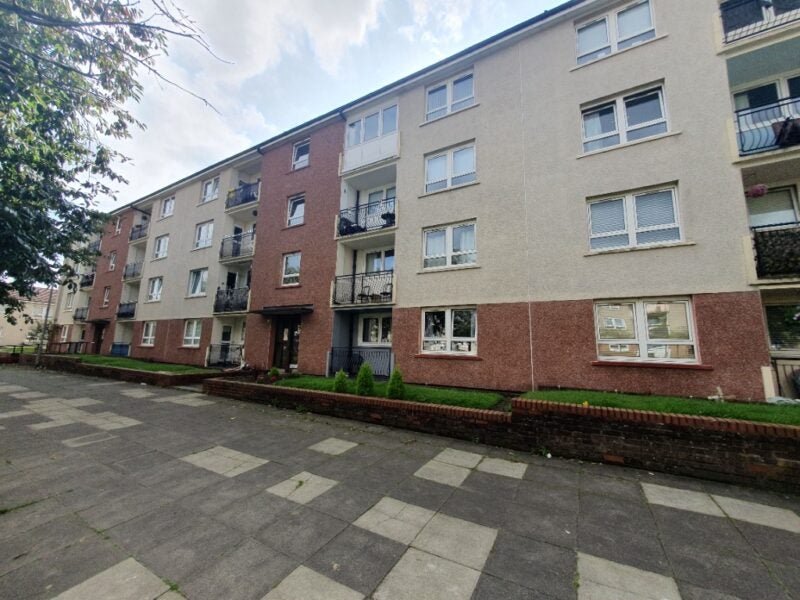 Flat Armadale Court in Glasgow