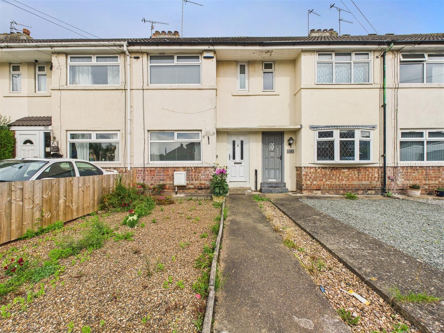 House Mayland Avenue in Hull