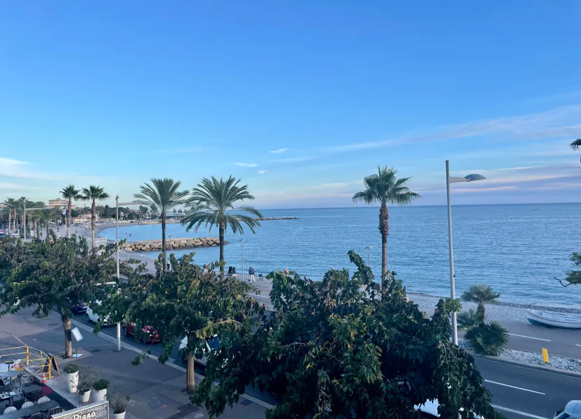 Appartement Parvis de la Chapelle Saint-Pierre-des-Pécheurs à Cagnes-sur-Mer