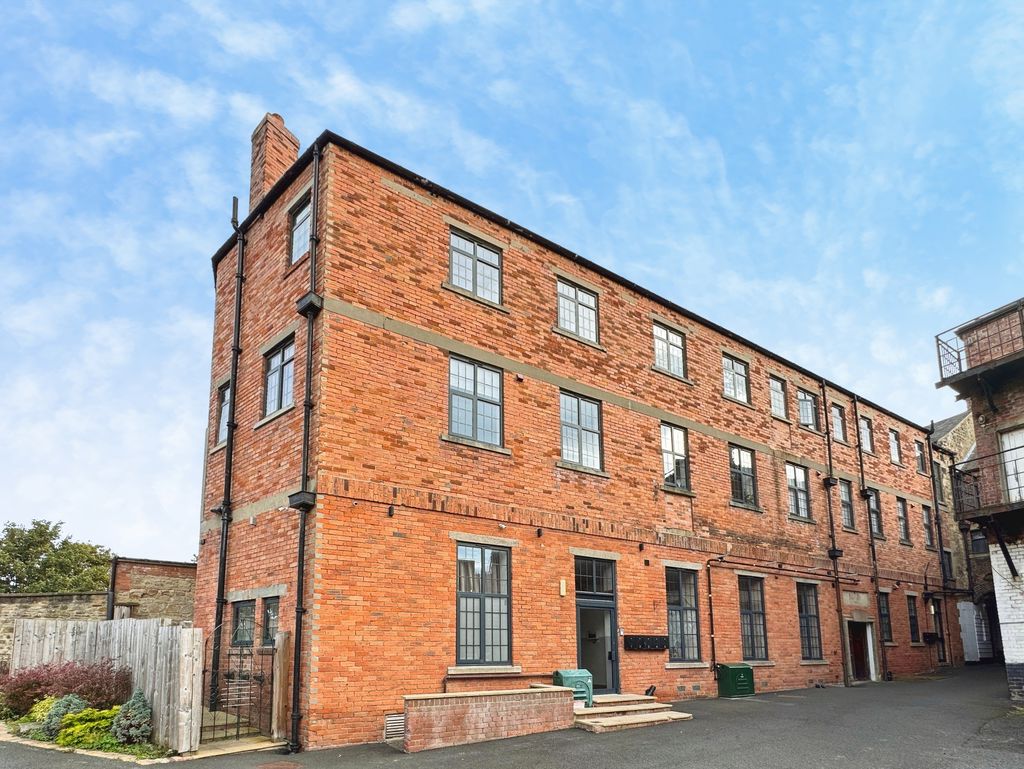 Flat Priestpopple in Hexham