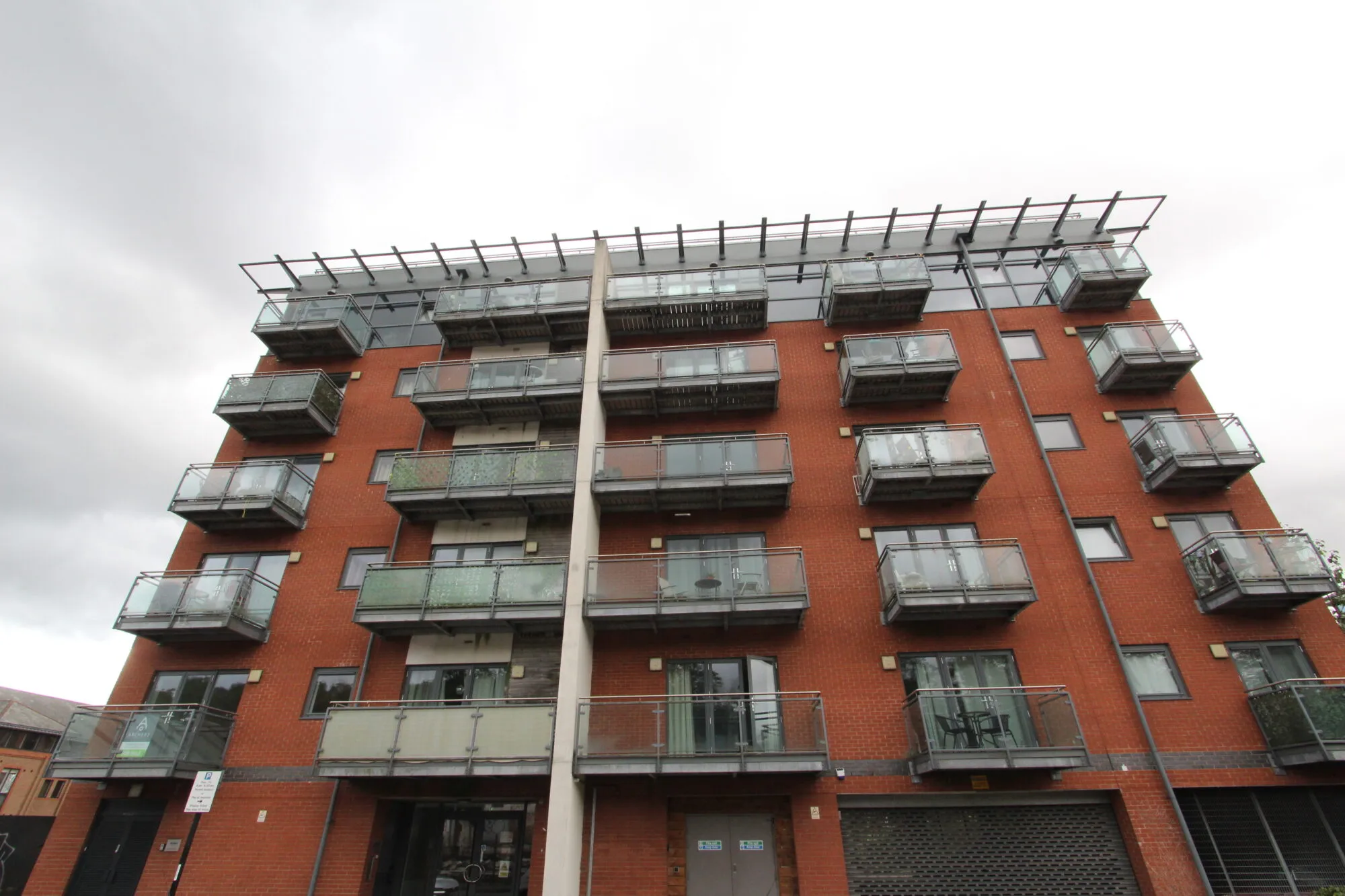 Flat Pomona Street in Sheffield