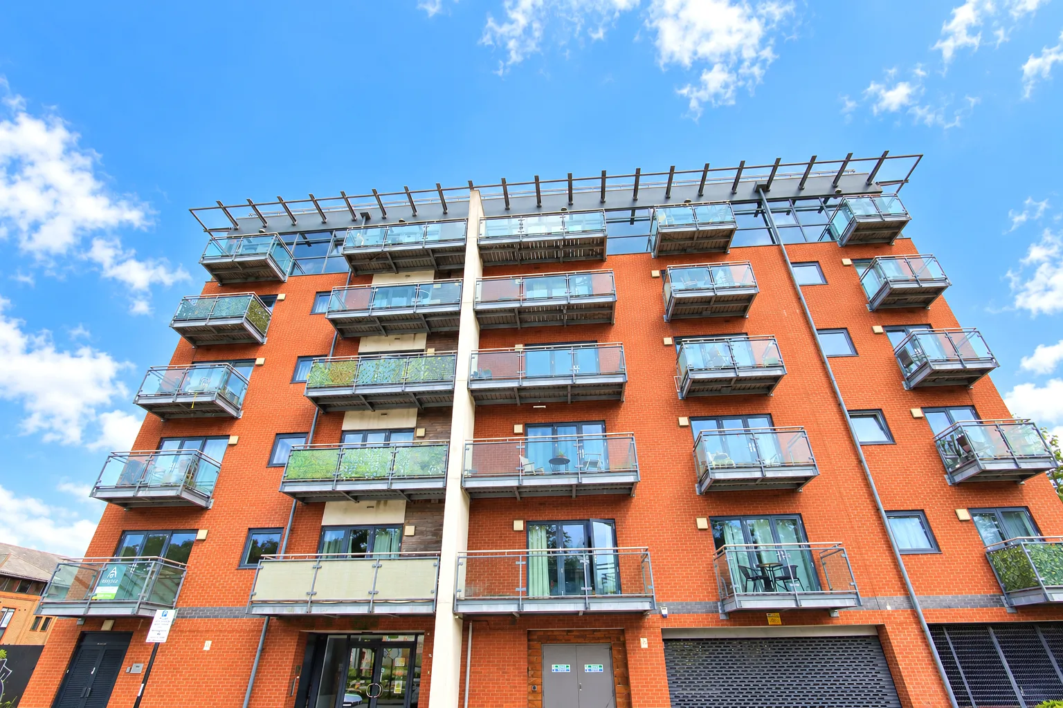Flat Pomona Street in Sheffield