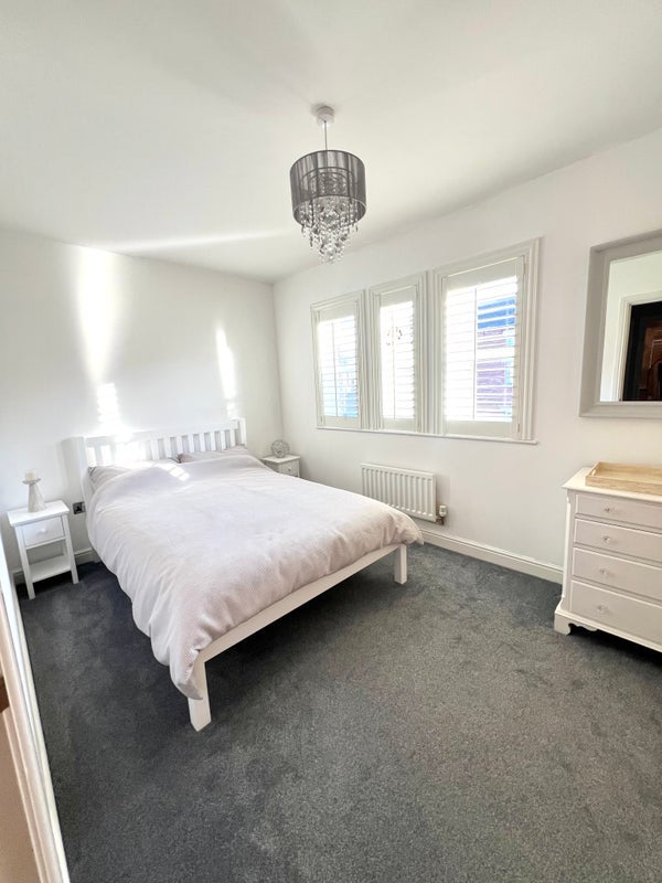 Room Rimmon Close in Oldham