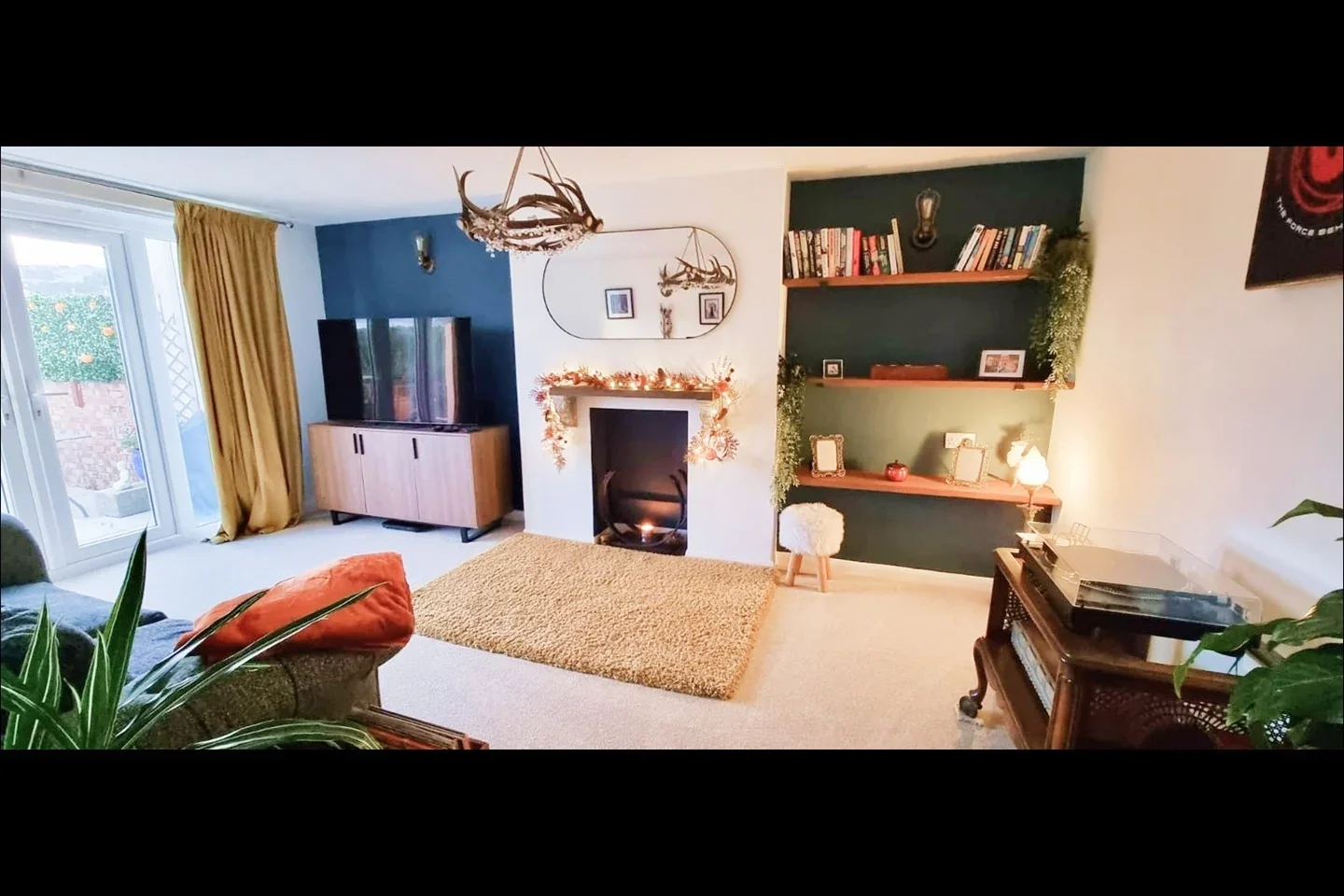 Flat Coombe Vale Road in Teignbridge