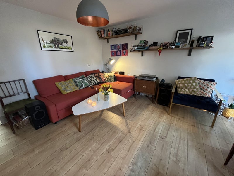 Room Beaconsfield Road in Bristol