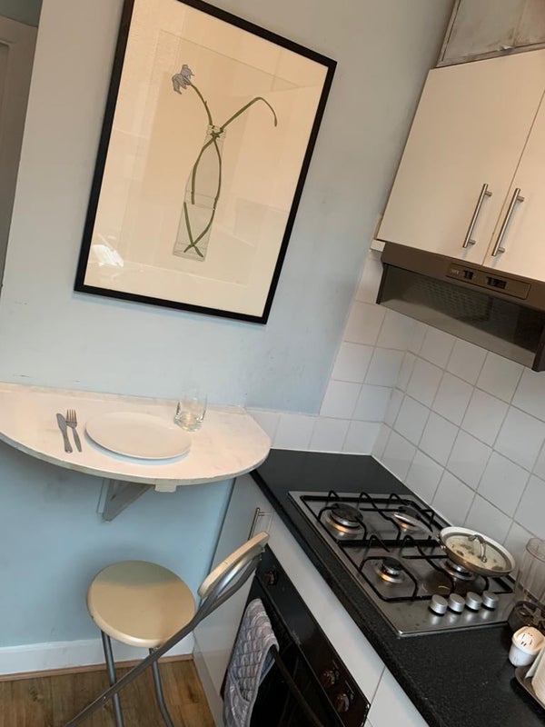 Room Edgware Road in City of Westminster