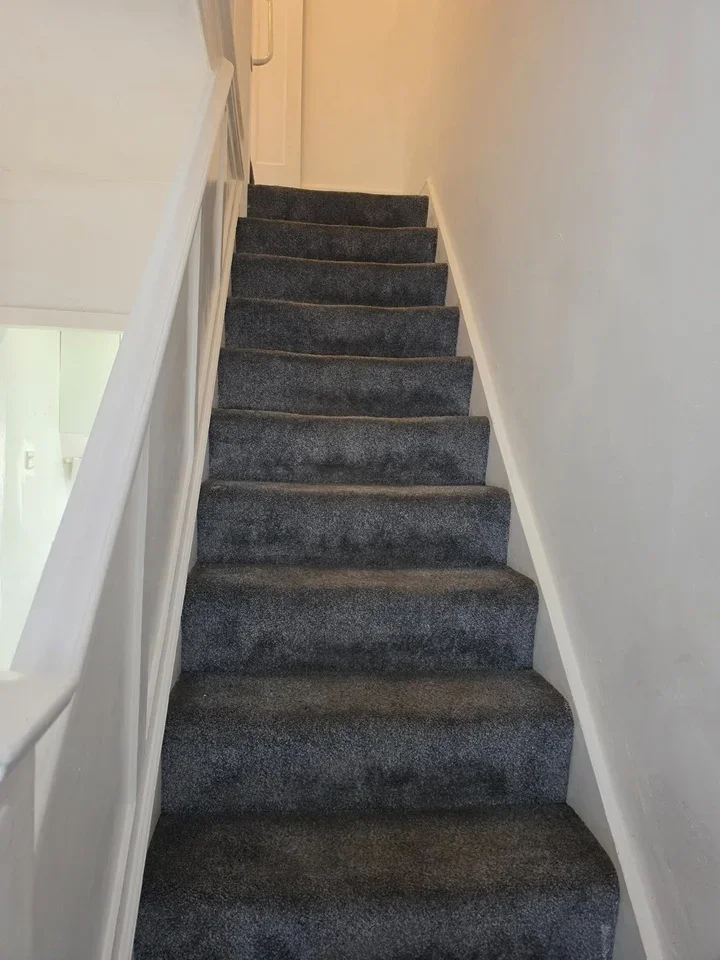 House Rosslyn Avenue in Greater London
