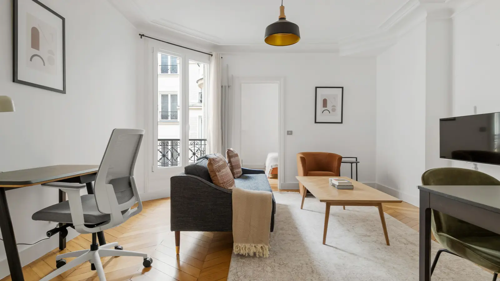 Flat Rue de Monttessuy in Paris