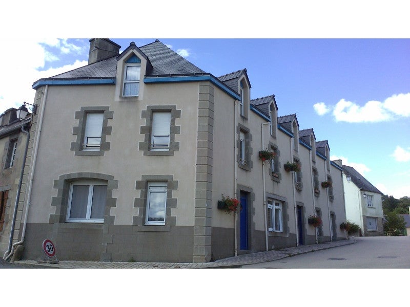 Appartement Place De l'Eglise à Lopérec