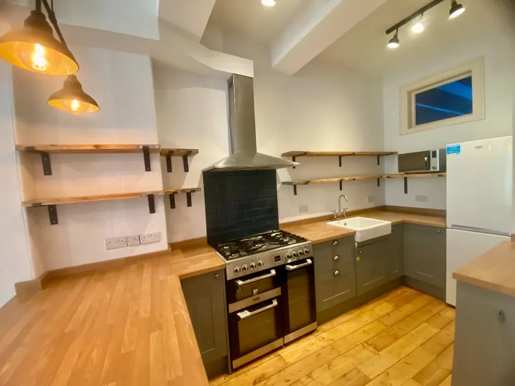 Flat Bonnington Grove in City of Edinburgh
