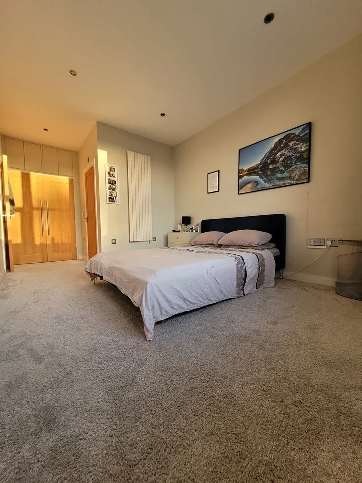 Flat Furlong Road in Bourne End