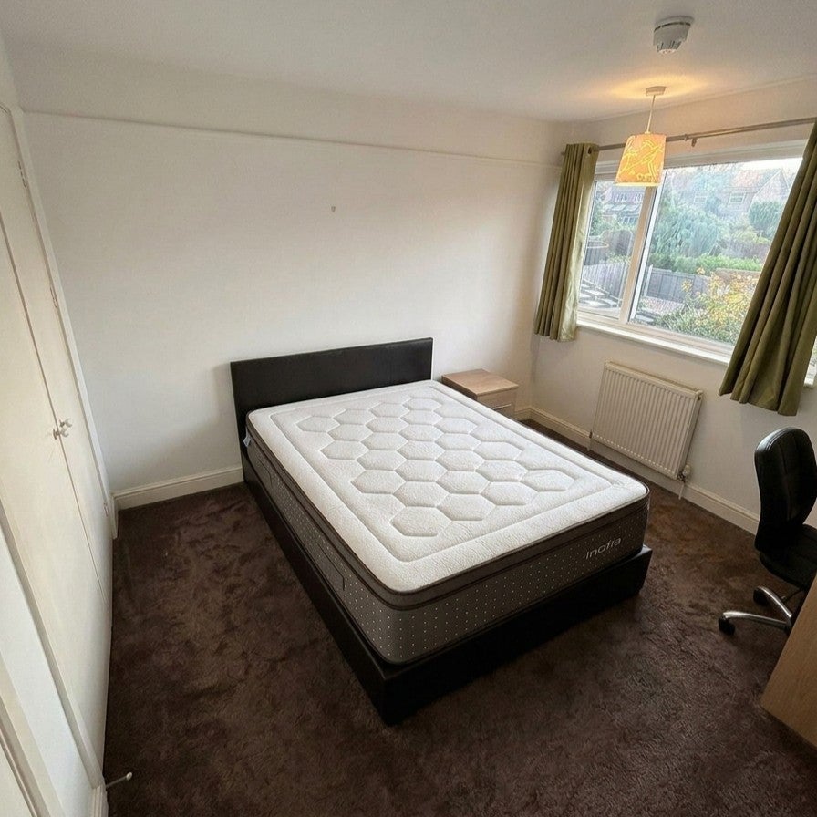 Room Poynders Hill in Dacorum