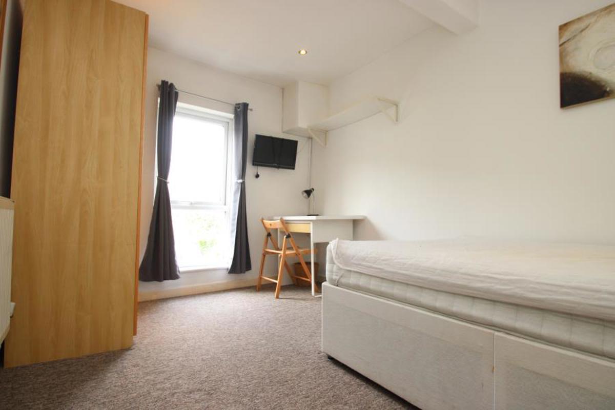 Room South Street in Bristol