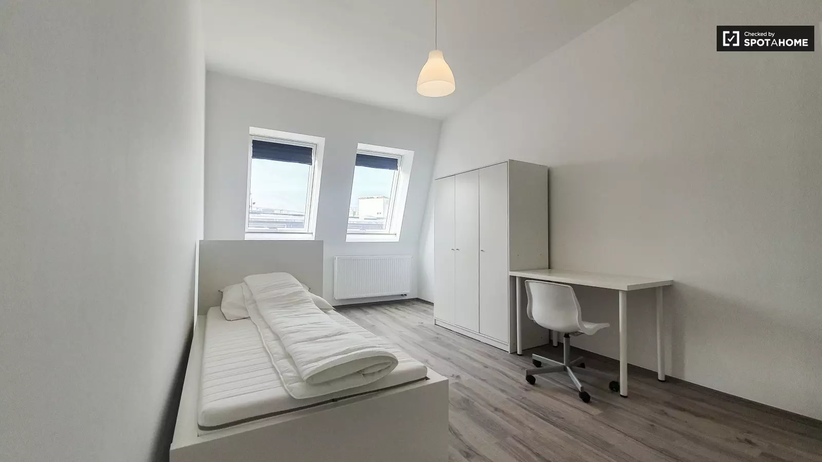 Zimmer Treseburger Ufer in Berlin
