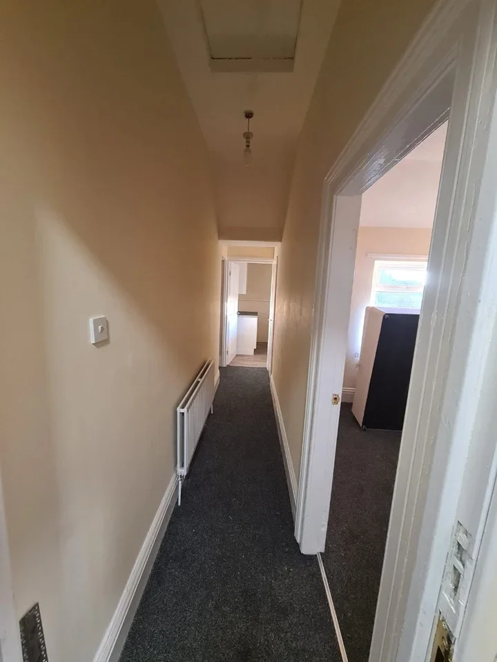 Flat Bedell Road in The Stukeleys