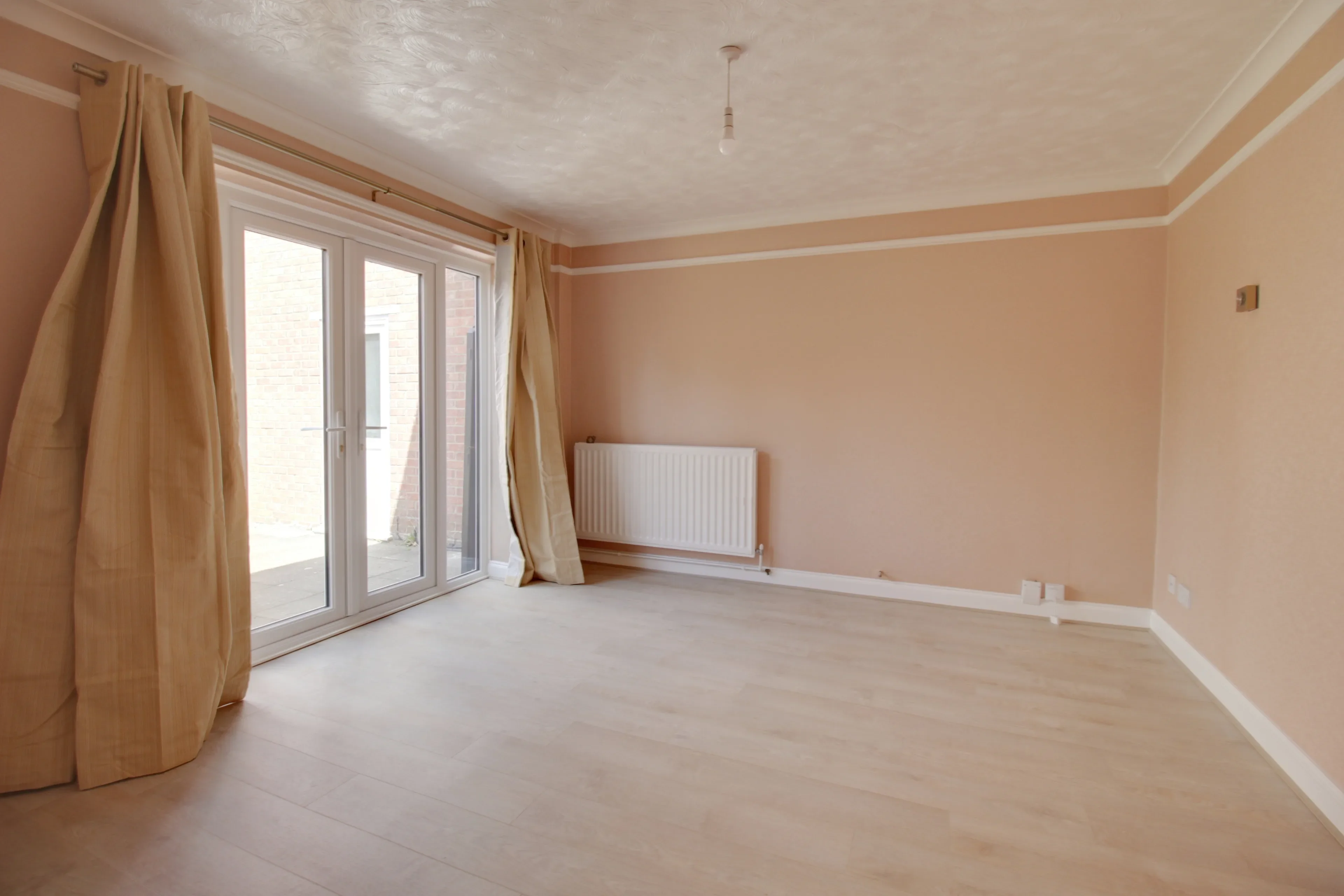House Byng Close in Huntingdonshire