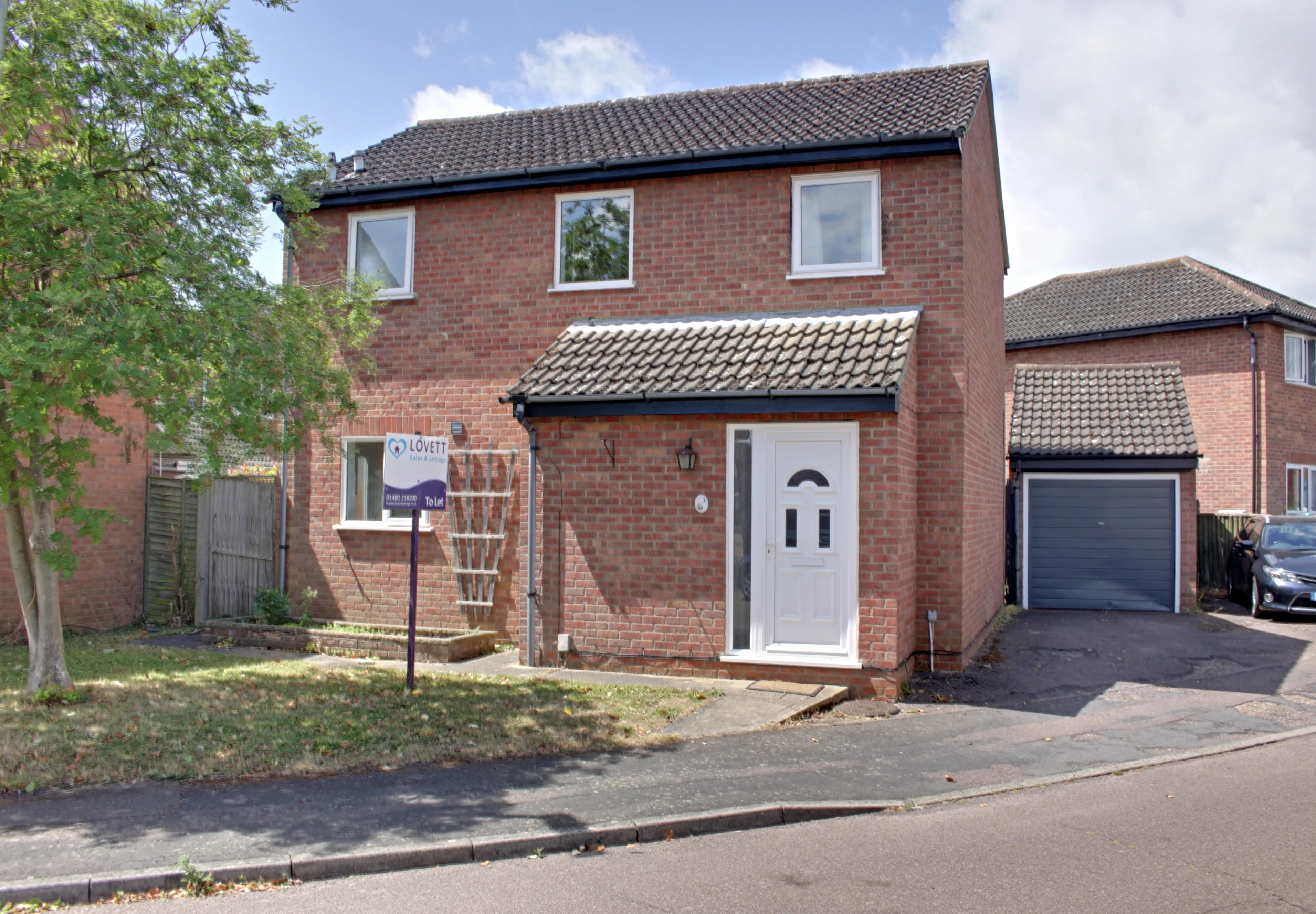 House Byng Close in Huntingdonshire