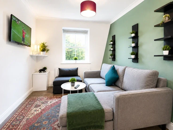 Flat Caledonian Road in Greater London
