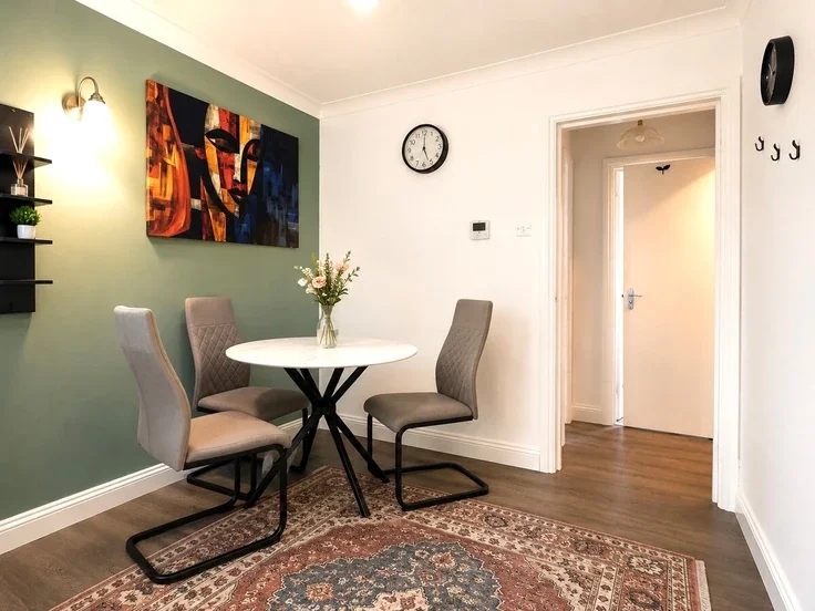 Flat Caledonian Road in Greater London