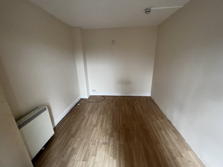 Flat Ashgrove in Pontyberem