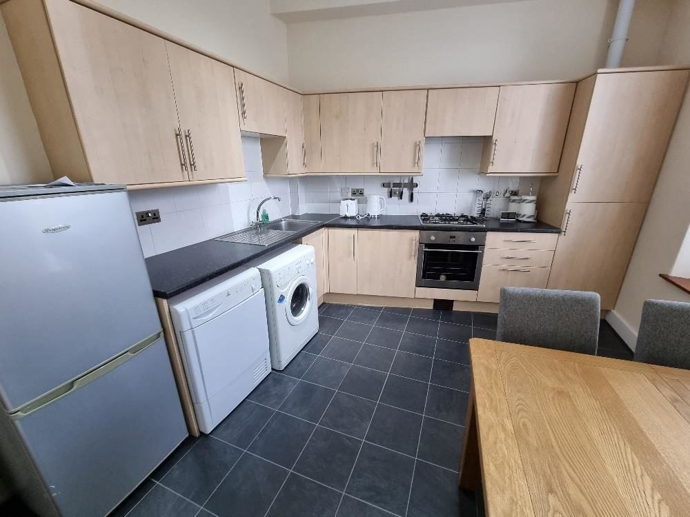 Flat Rosemount Place in Aberdeen