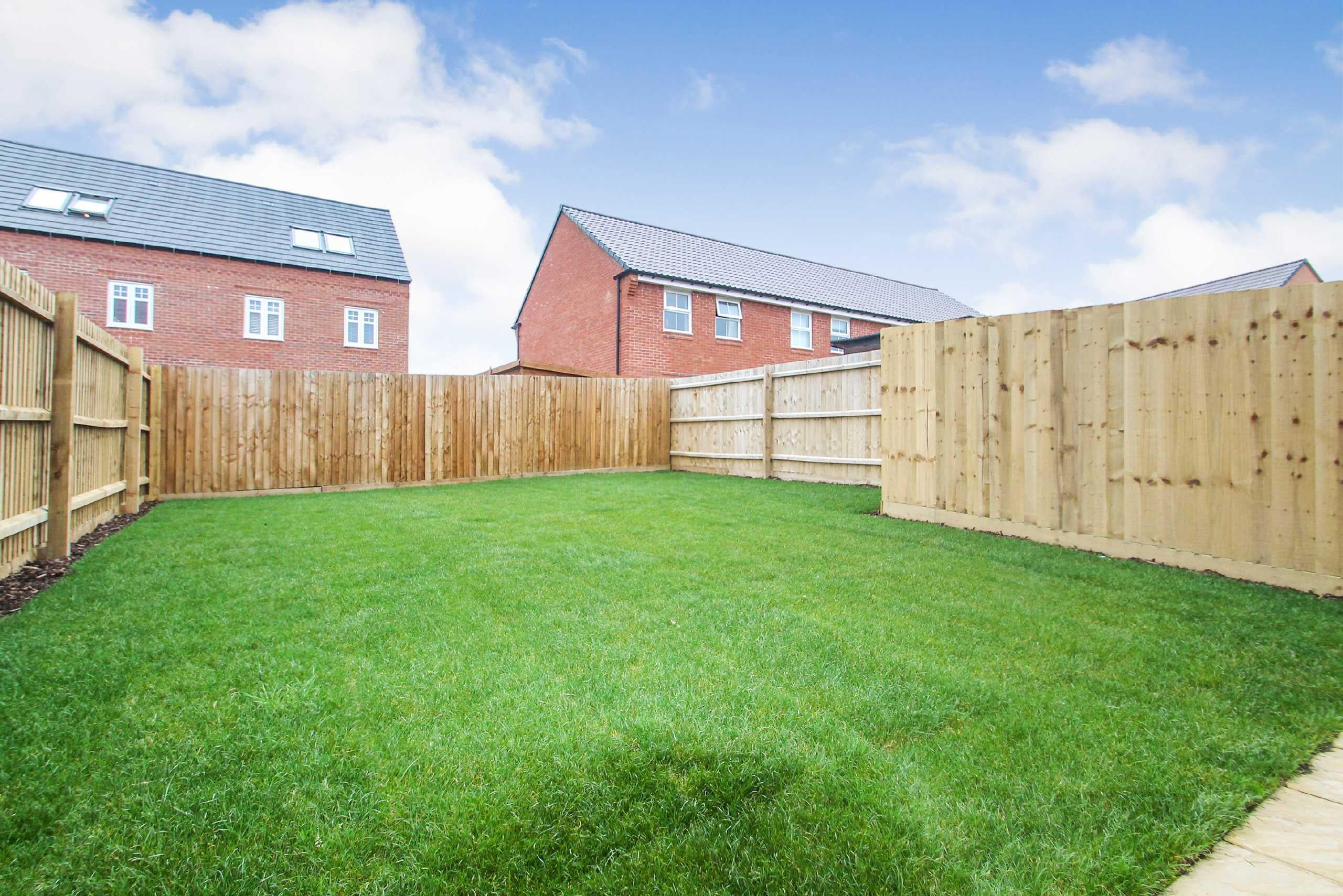 House Kingfisher Road in Thrapston