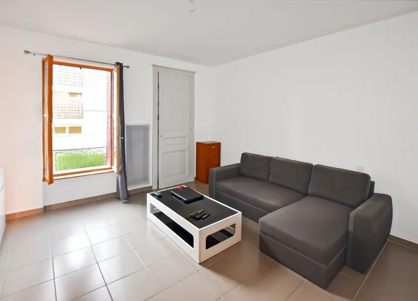 Chambre Rue George Sand à Roanne