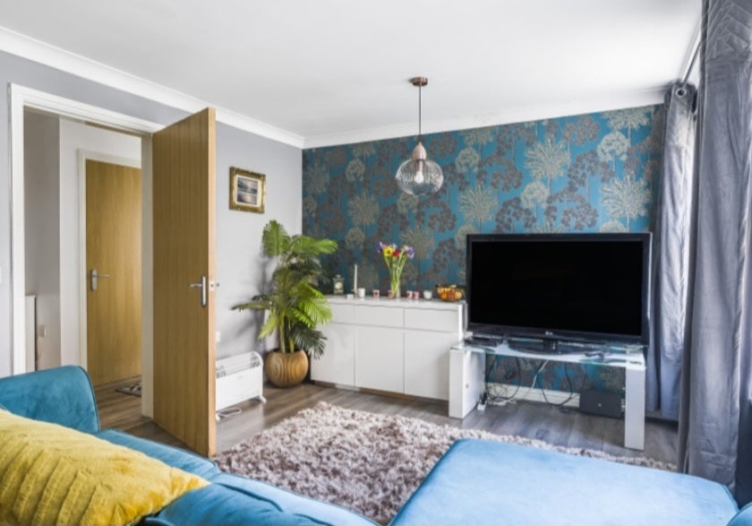 Flat Marbeck Close in Blunsdon St Andrew