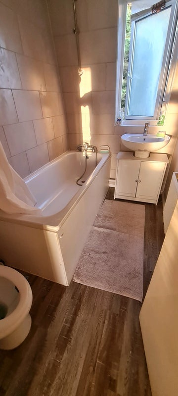 Room Colman Road in Greater London
