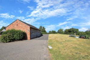 Room Napleton Lane in Kempsey