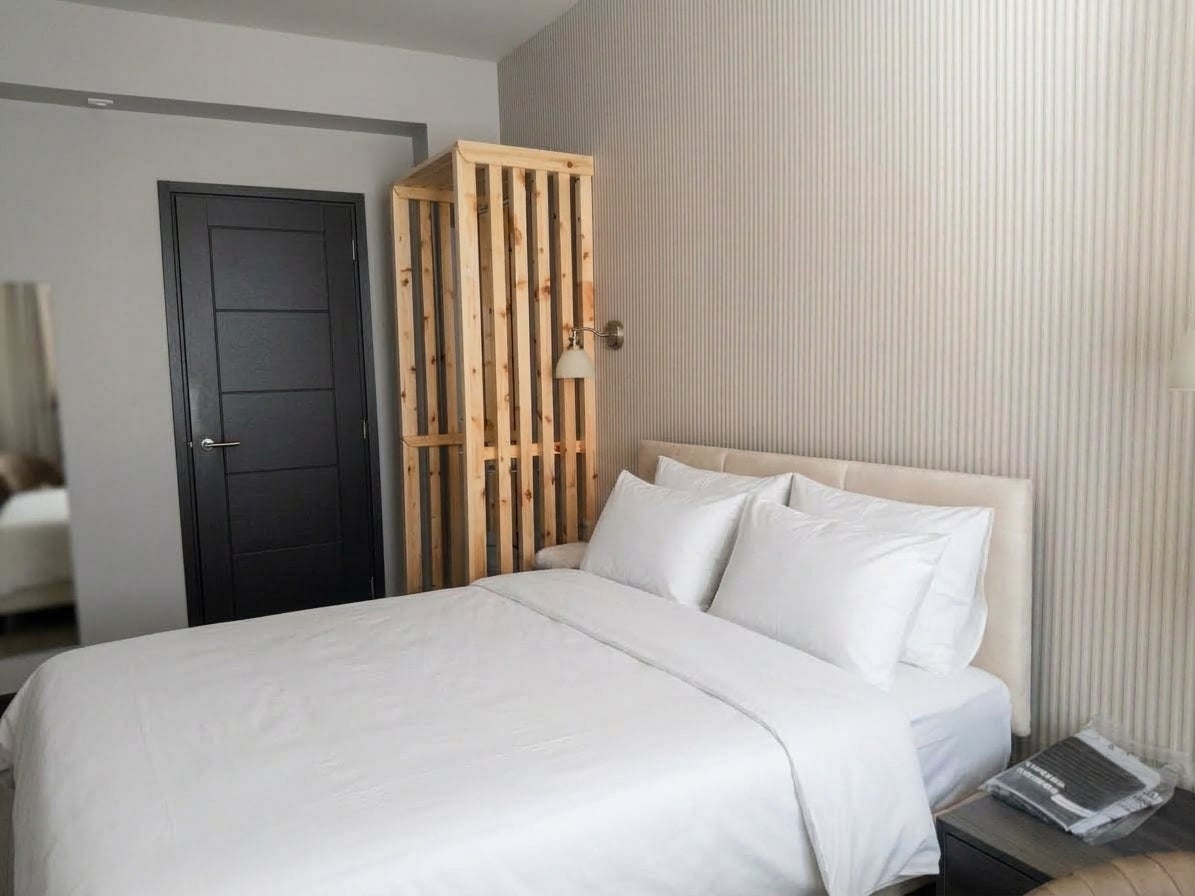 Room Clarence Street in Gloucester
