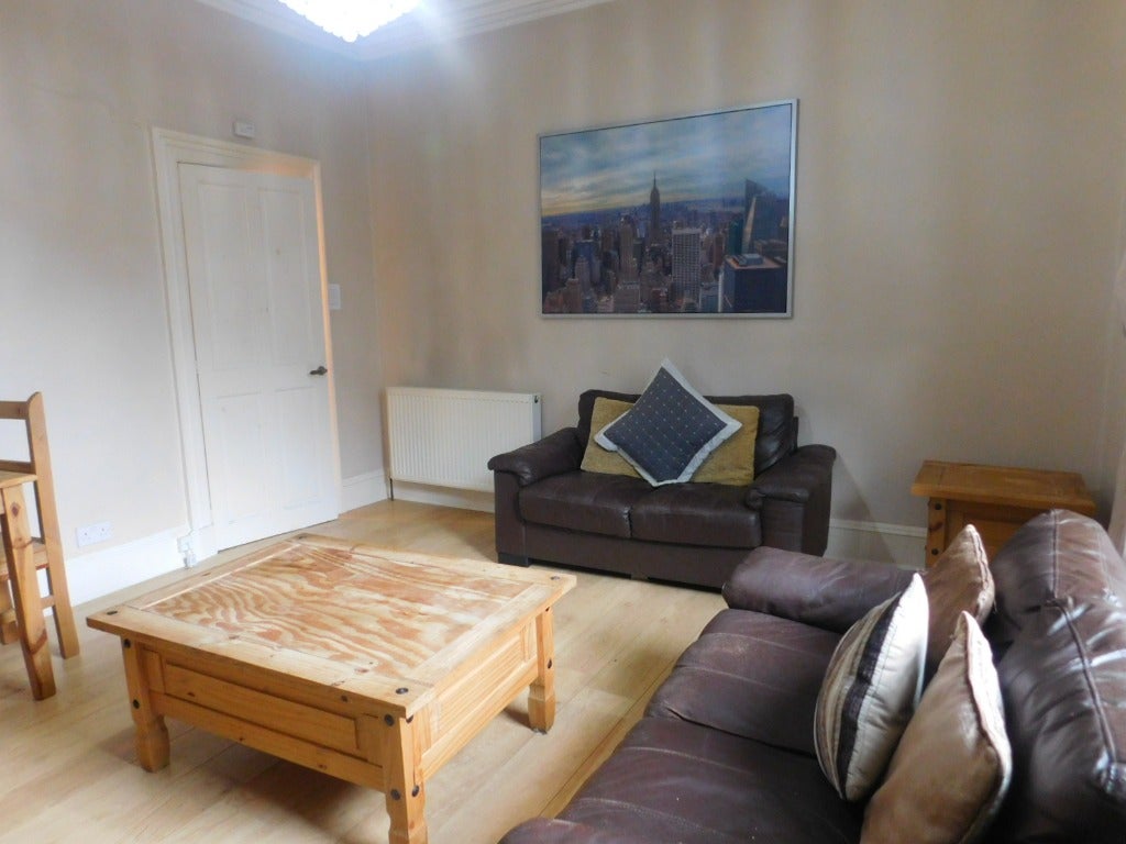 Room Roslin Street in Aberdeen City