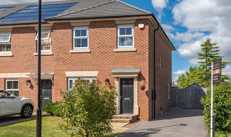 Flat Pickering Gardens in Harrogate