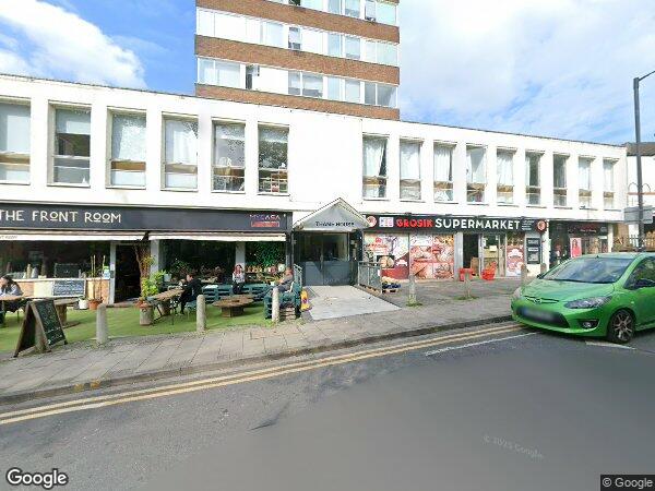 Flat Castle Street in High Wycombe