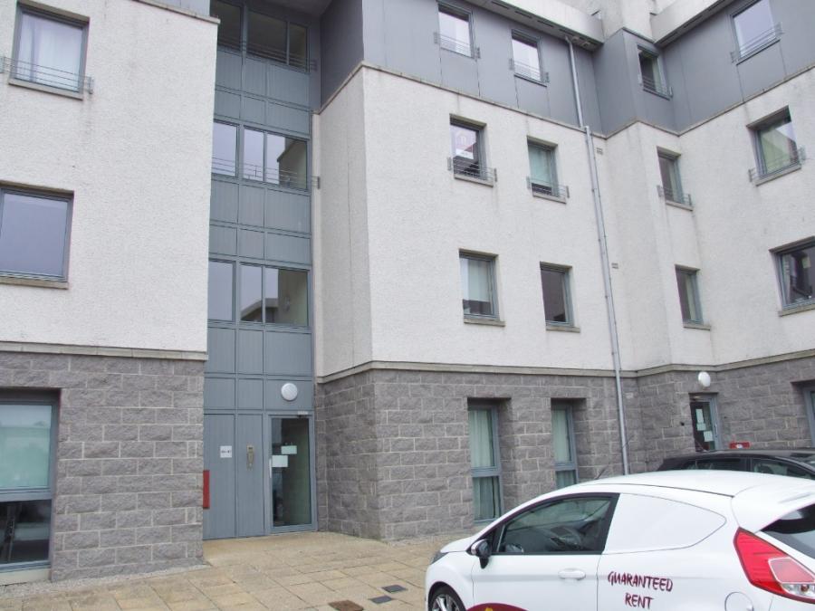 Flat Merkland Lane in Aberdeen City