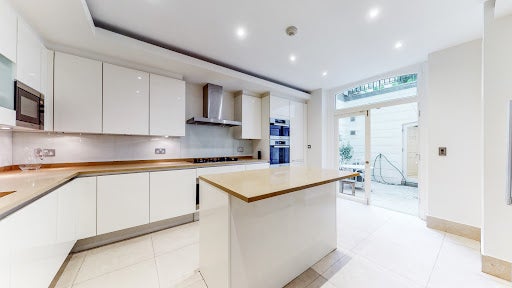 House Herbert Crescent in Greater London