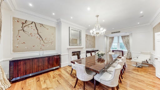 House Herbert Crescent in Greater London
