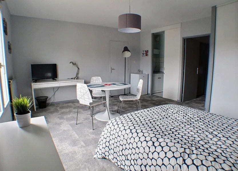 Room Rue Jules Guesde in Le Creusot