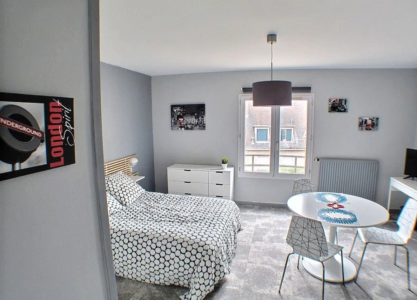 Room Rue Jules Guesde in Le Creusot