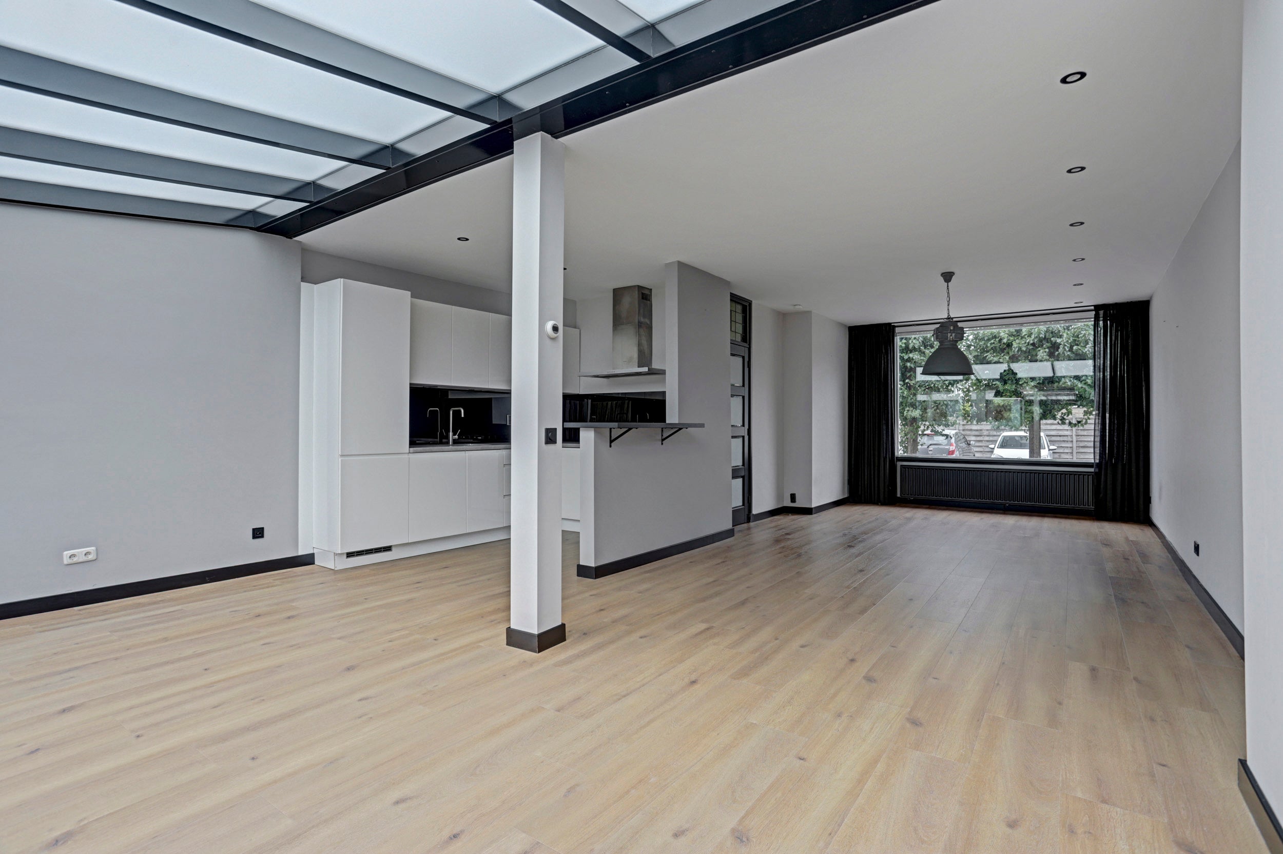 Tussenwoning te koop: Schultz van Haegenstraat 26, Hendrik-Ido-Ambacht