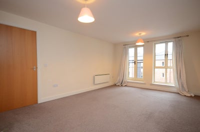 Flat Nicholas Gardens in York