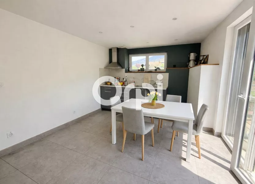 Appartement Impasse des Perce Neige à Theys