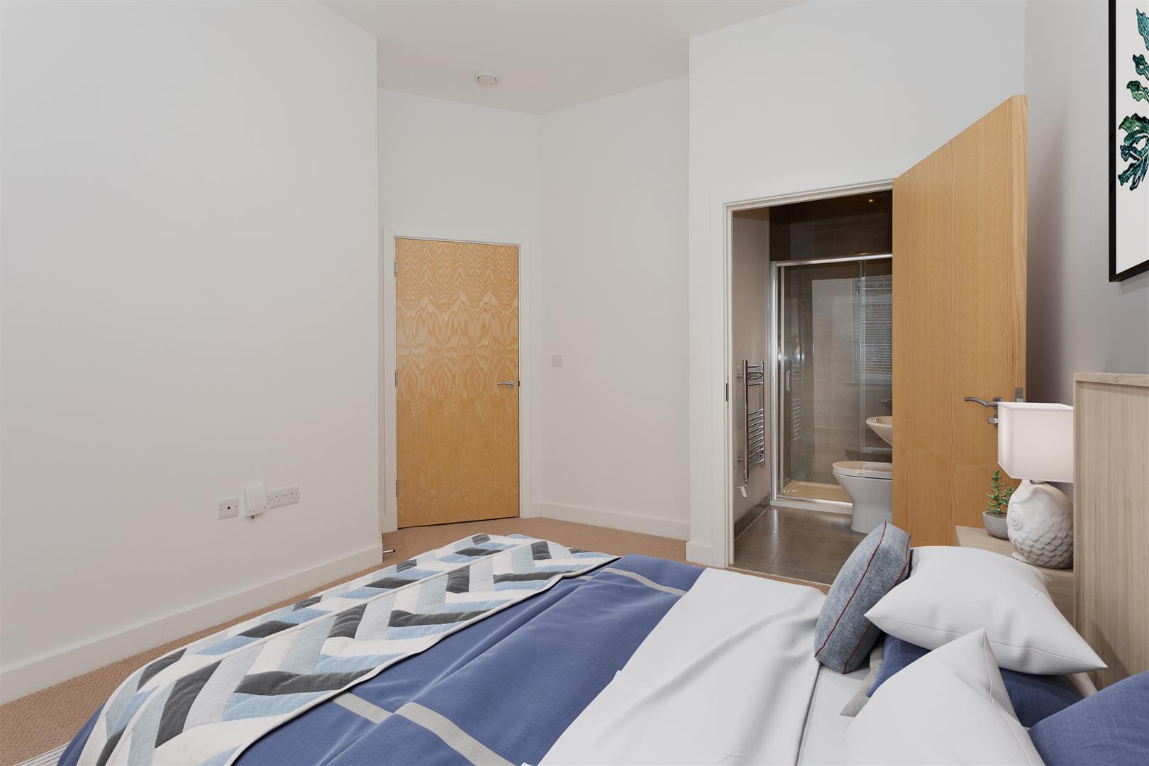Flat Knoll Road in Surrey Heath