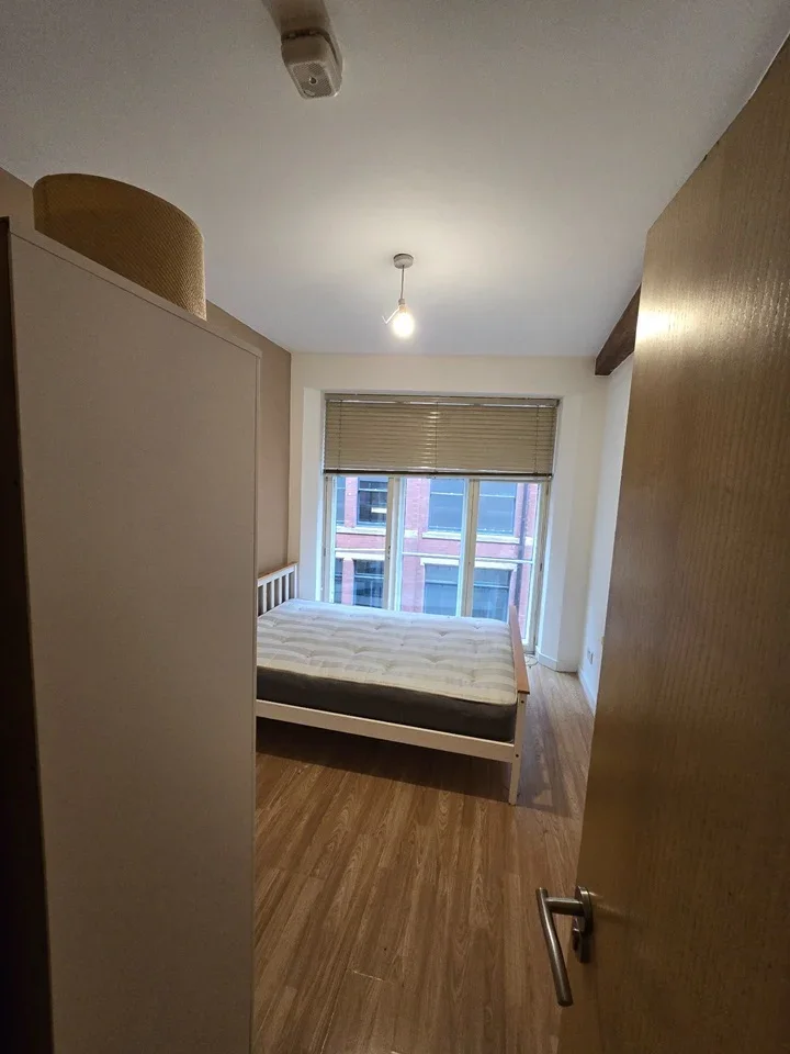 Room Harter Street in Manchester