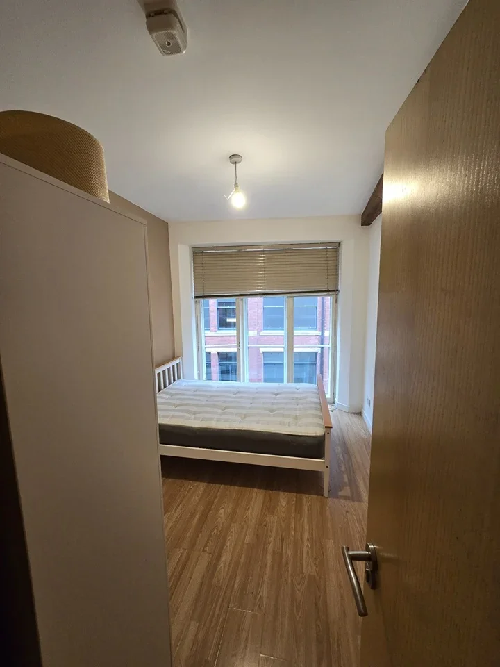 Room Harter Street in Manchester